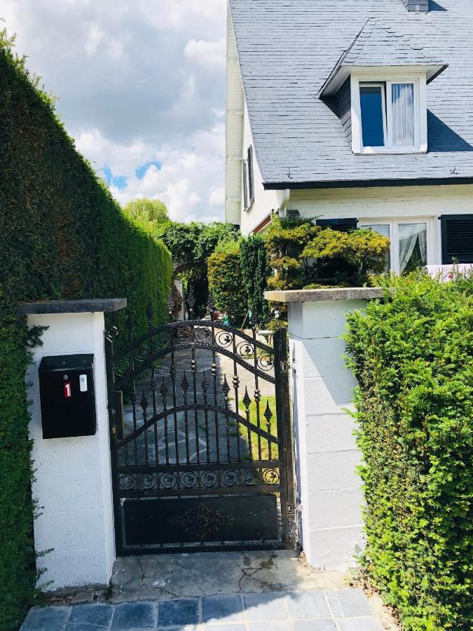 Ferienwohnung La Vue Sur Meuse De Wepion Namur  Exterior foto